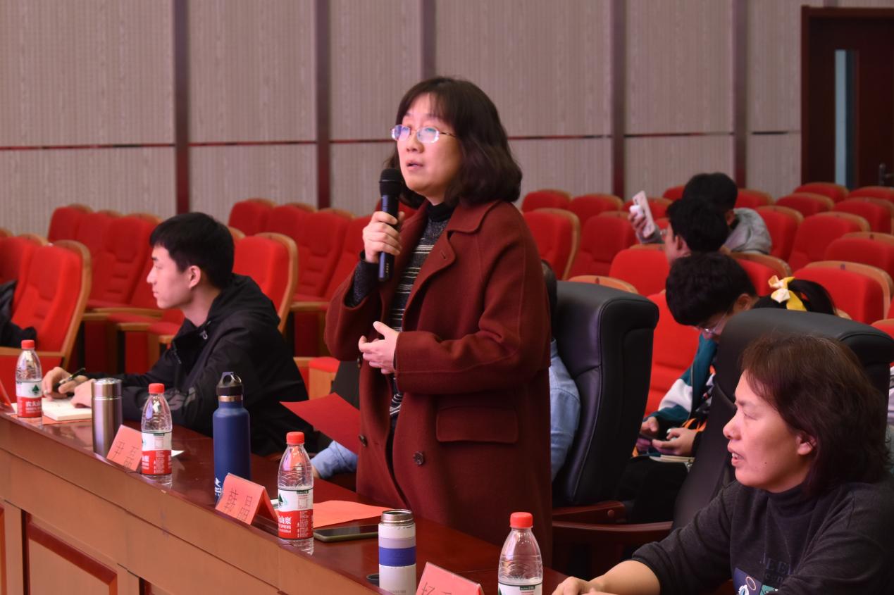 20211204-點評1-王振宇